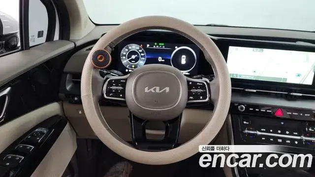 Kia Carnival 2021 — Фото 13/20