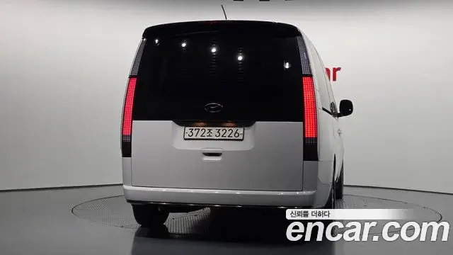 Hyundai Staria 2021 — Фото 4/20