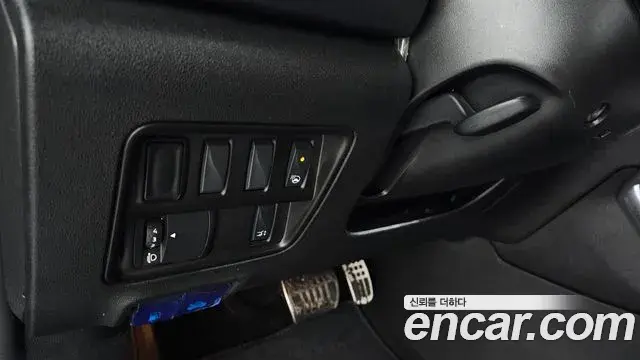 Renault Samsung QM6 2023 — ფოტო 8/20