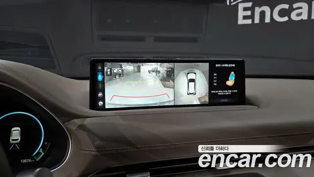 Genesis GV80 2023 — ფოტო 8/20