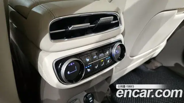 Genesis GV80 2023 — ფოტო 5/20