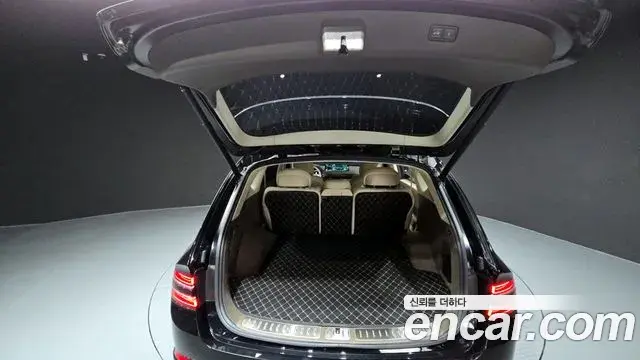Genesis GV80 2023 — ფოტო 14/20