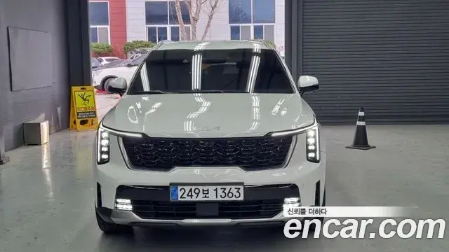 Kia Sorento 2025 — ფოტო 17/18