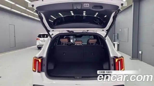 Kia Sorento 2025 — ფოტო 9/18