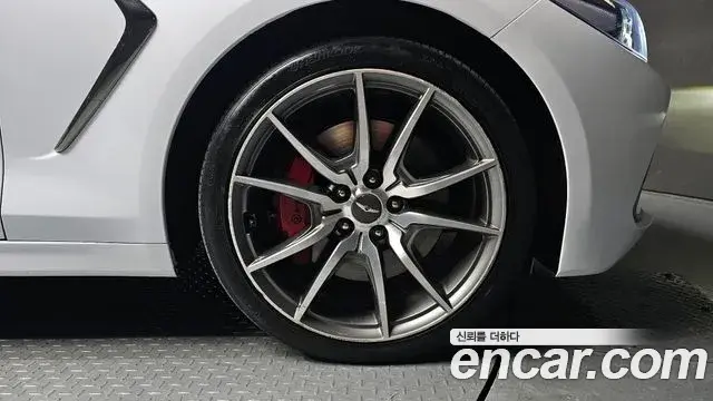 Genesis G70 2018 — Şəkil 13/20