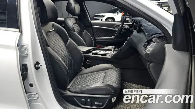 Genesis G70 2018 — Şəkil 19/20