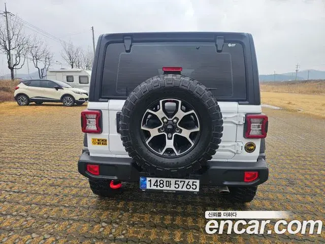 Jeep Wrangler 2022 — ფოტო 11/18