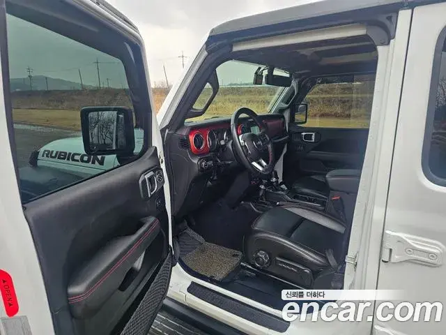 Jeep Wrangler 2022 — ფოტო 3/18