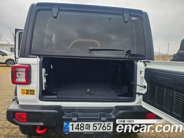 Jeep Wrangler 2022 — ფოტო 5/18