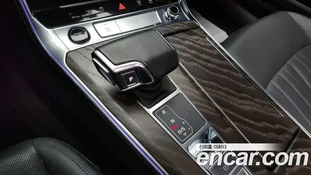 Audi A6 2021 — ფოტო 12/20