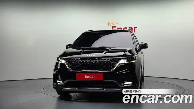 Kia Carnival 2022 — Фото 3/20