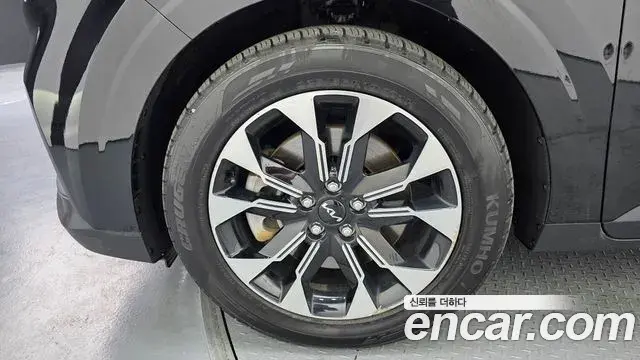 Kia Carnival 2022 — Фото 5/20