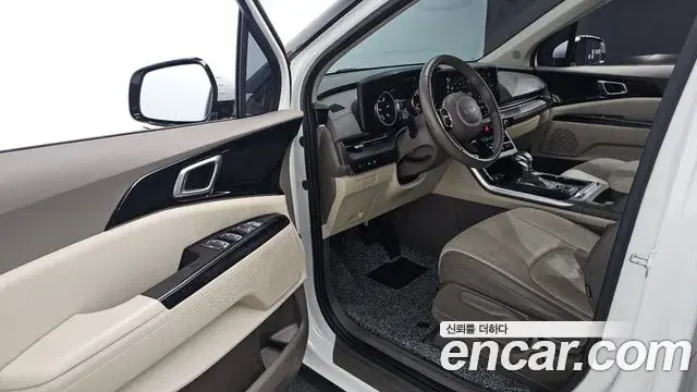 Kia Carnival 2022 — Фото 11/20