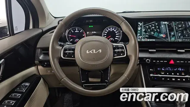 Kia Carnival 2022 — Фото 13/20