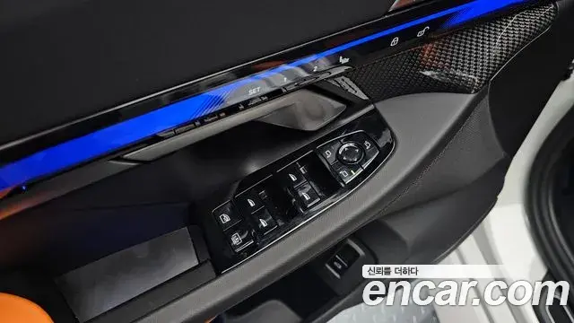 BMW M5 2025 — Фото 16/20