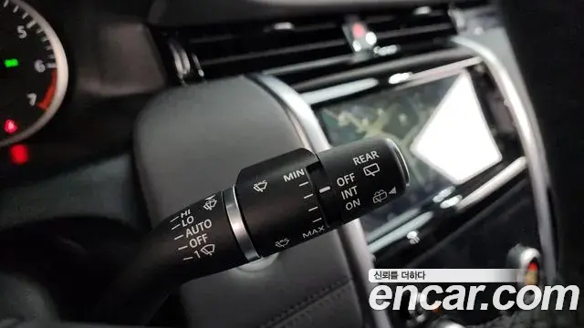 Land Rover Discovery Sport 2022 — Photo 5/20