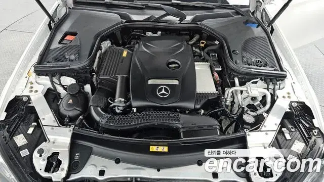 Mercedes-Benz E-Class 2020 — Фото 6/20