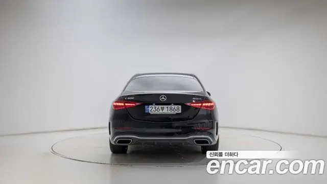 Mercedes-Benz C-Class 2023 — Фото 3/20