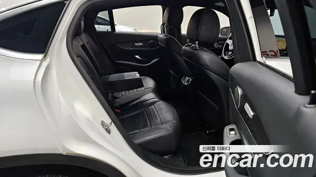 Mercedes-Benz GLC-Class 2019 — ფოტო 17/20