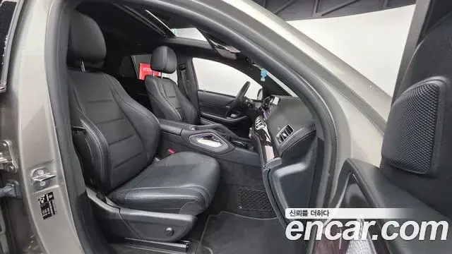 Mercedes-Benz GLE-Class 2021 — Şəkil 7/20