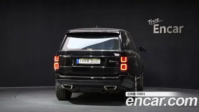 Land Rover Range Rover 2018 — Photo 13/20