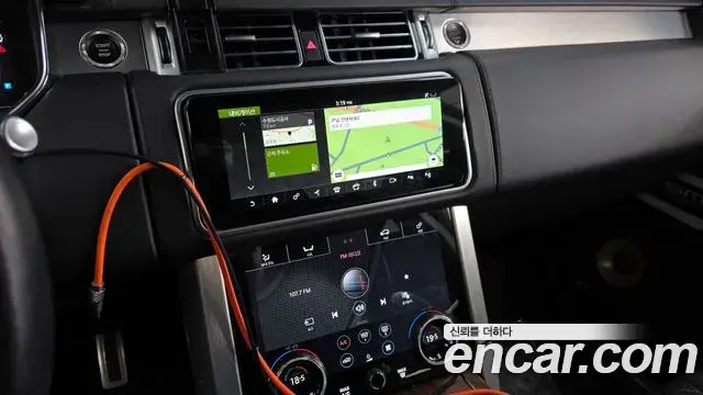 Land Rover Range Rover 2018 — Photo 10/20