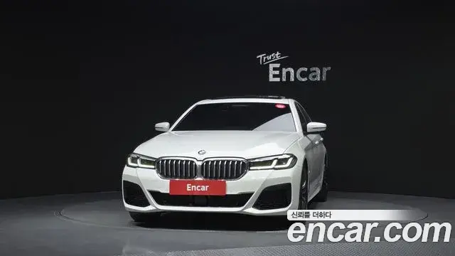BMW 5 Series 2022 — Photo 16/20