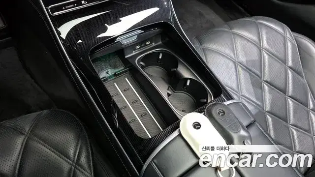 Mercedes-Benz S-Class 2021 — Photo 2/20