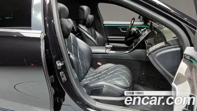 Mercedes-Benz S-Class 2021 — Photo 11/20