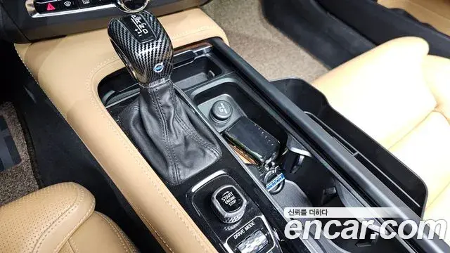 Volvo S90 2018 — Şəkil 20/20