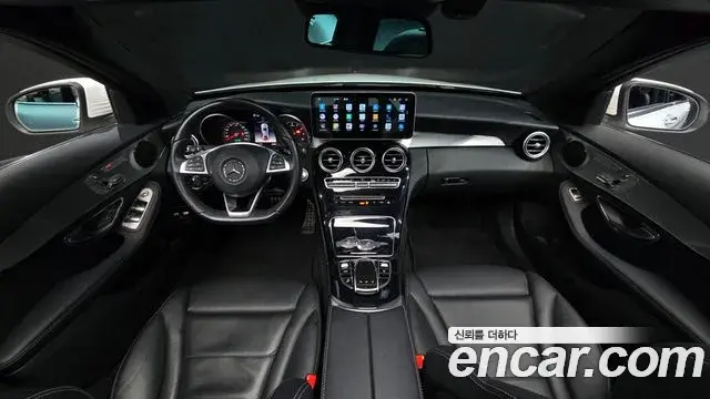 Mercedes-Benz C-Class 2018 — Photo 14/20