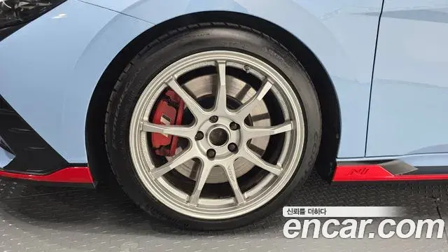 Hyundai The New Avante Hybrid 2022 — ფოტო 9/20