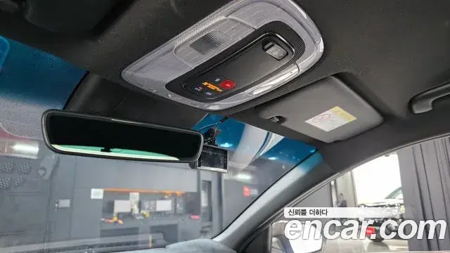 Hyundai The New Avante Hybrid 2022 — ფოტო 8/20