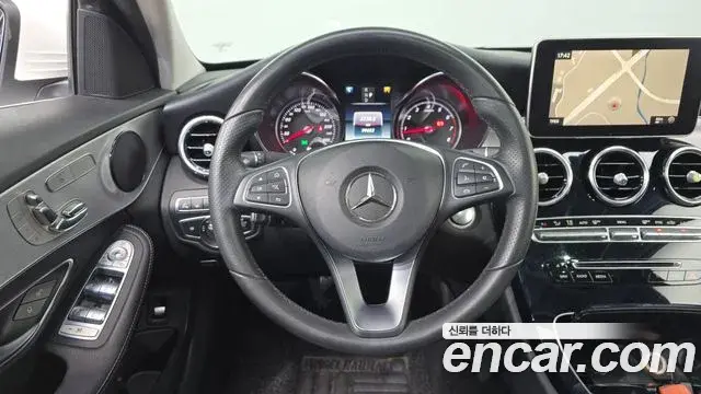 Mercedes-Benz C-Class 2018 — Şəkil 12/20