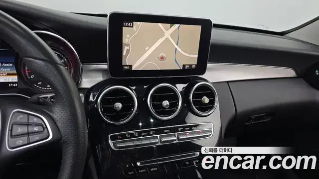 Mercedes-Benz C-Class 2018 — Şəkil 20/20
