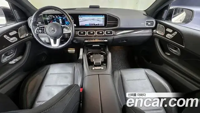Mercedes-Benz GLE-Class 2022 — ფოტო 11/20