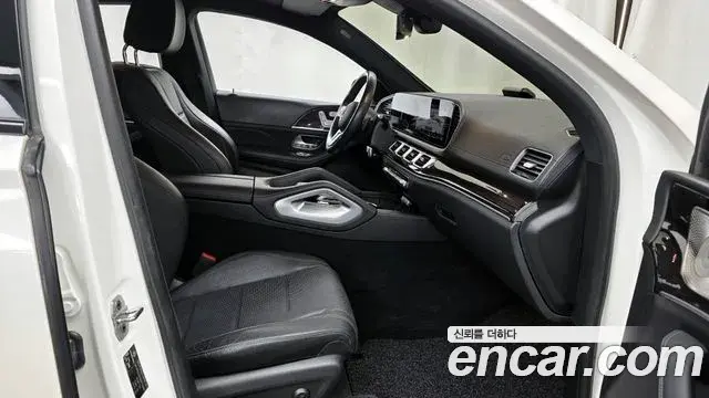 Mercedes-Benz GLE-Class 2022 — ფოტო 1/20