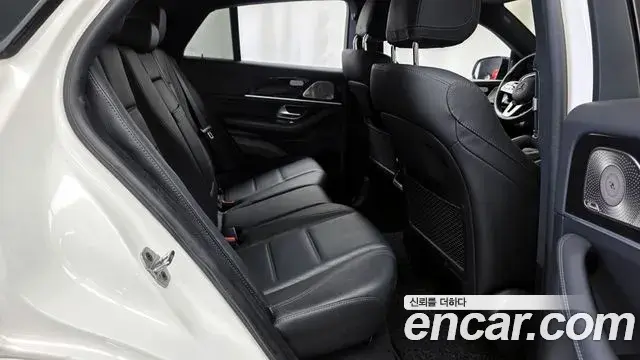Mercedes-Benz GLE-Class 2022 — ფოტო 5/20