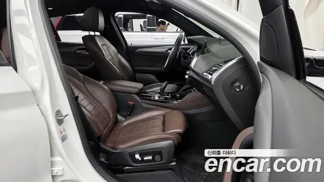 BMW X4 2021 — ფოტო 6/20