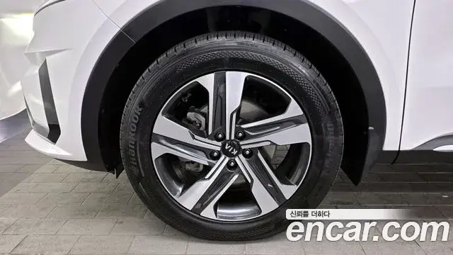Kia Sorento 2020 — ფოტო 7/20