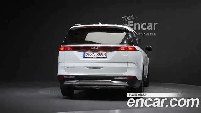 Kia Carnival 2022 — Photo 4/20