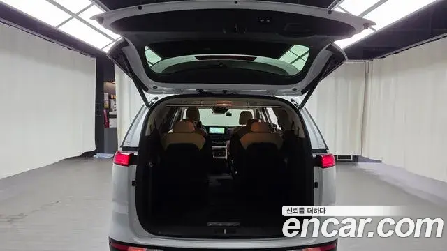 Kia Carnival 2022 — Photo 20/20