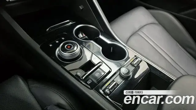 Kia K5 2020 — Şəkil 19/20