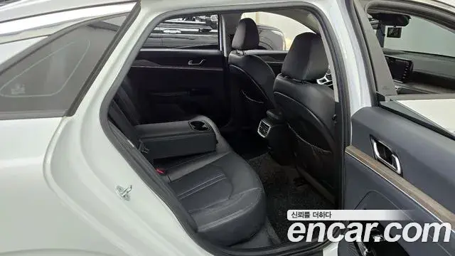 Kia K5 2020 — Şəkil 2/20