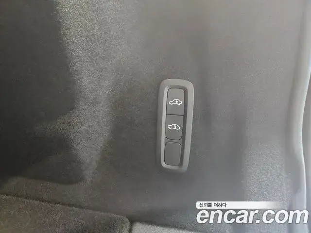 Volvo XC60 2025 — Şəkil 18/20
