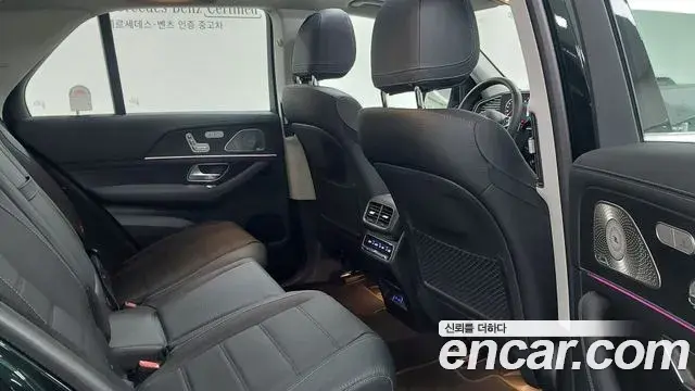 Mercedes-Benz GLE-Class 2025 — Фото 8/17