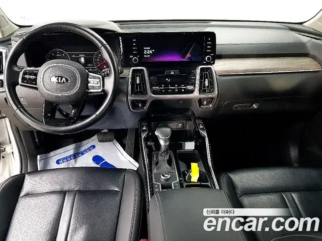 Kia Sorento 2021 — Şəkil 16/20