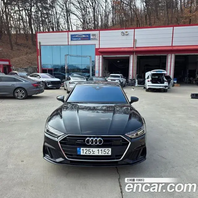 Audi A7 2021 — Şəkil 1/18
