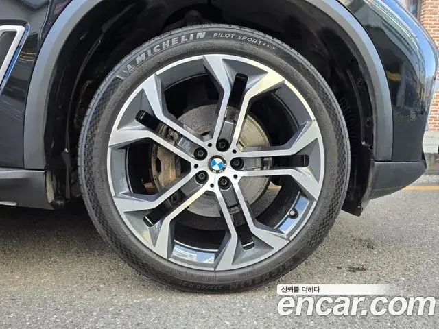 BMW X5 2022 — ფოტო 11/20