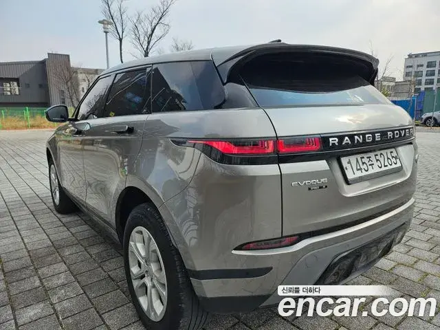 Land Rover Range Rover Evoque 2020 — ფოტო 15/20